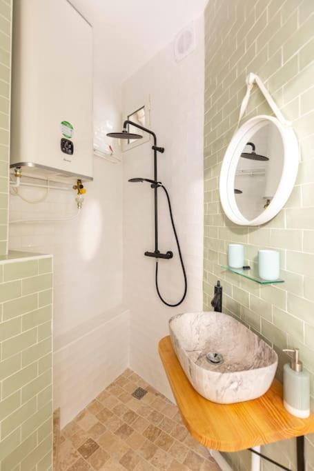 Cosy Studio Full Heart Of Paris Bagian luar foto